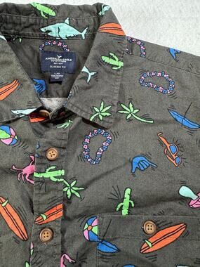 American Eagle Outfitters Large Classic Fit button down Luau Themed AEO Shark